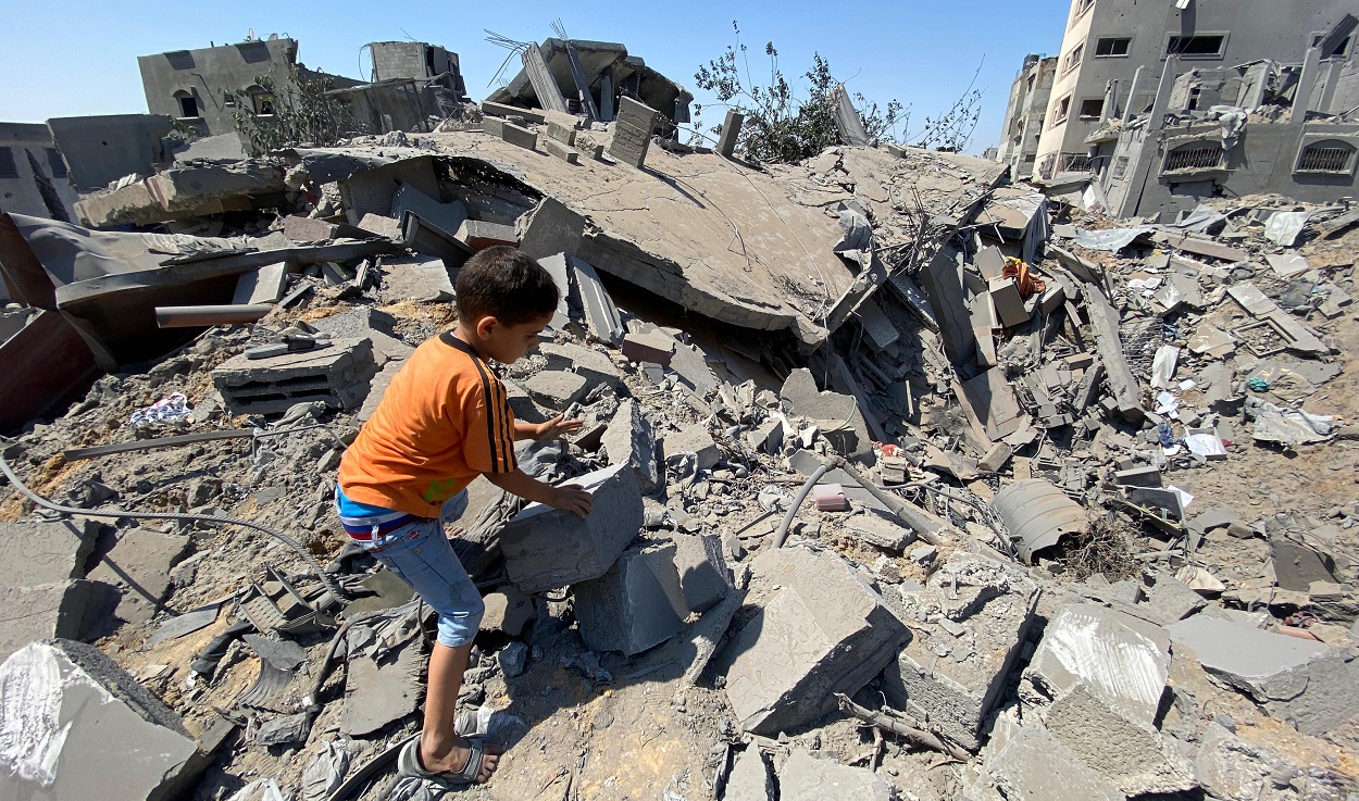 La cifra de muertos en Gaza alcanza los 37.800 y la UNRWA denuncia el bloqueo de los vertederos. EP