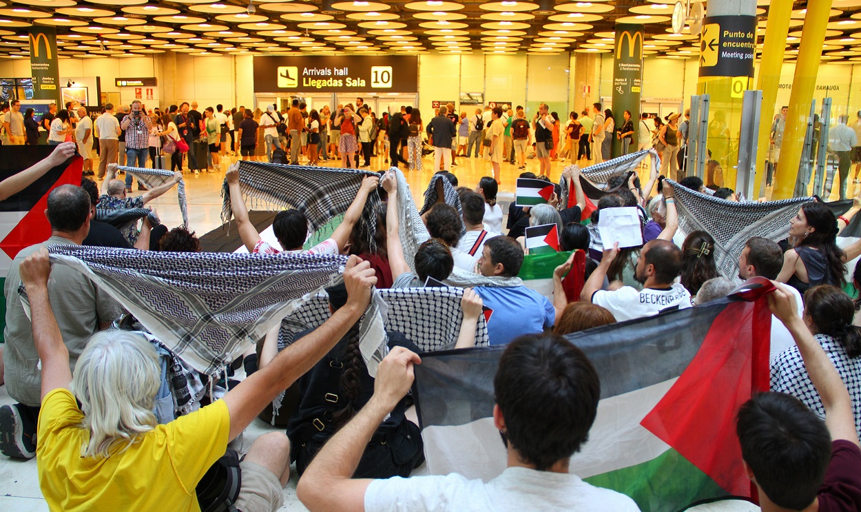 Protesta en Barajas. EP