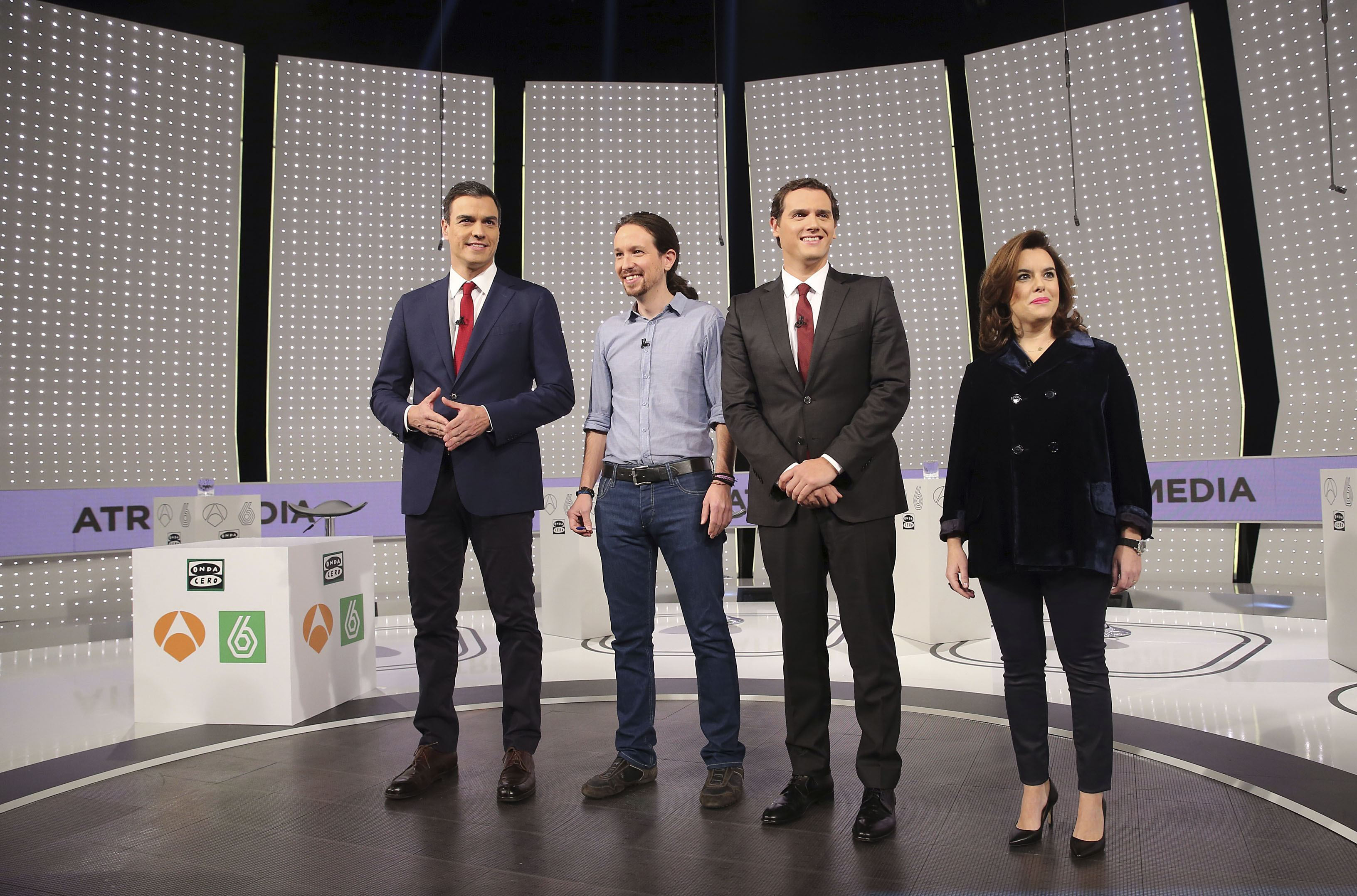 Los líderes de los principales partidos políticos y Soraya Sáenz de Santamaría, por el PP