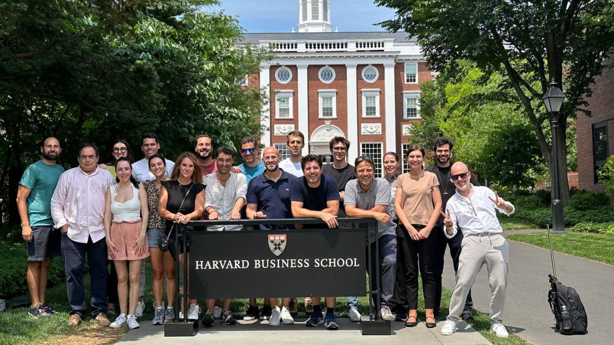 Foto de grupo en Harvard