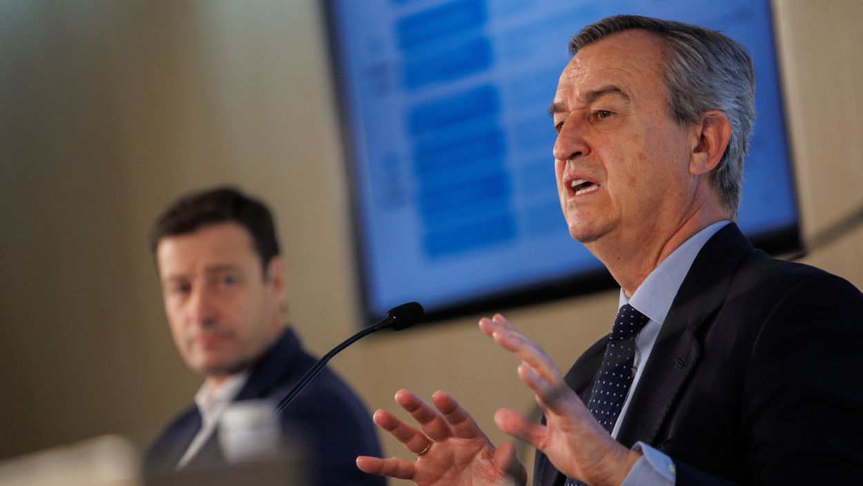 El director financiero de Banco Sabadell, Leopoldo Alvear, y el consejero delegado del banco, César González-Bueno, en una de las últimas presentaciones de resultados. EP