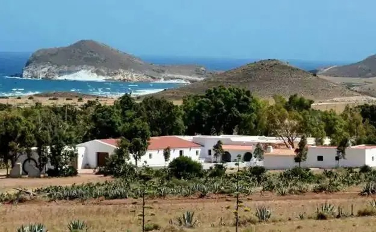 La “Revolución verde” de la Junta es autorizar la construcción de un hotel en zona protegida del Cabo de Gata y Reserva de la Biosfera