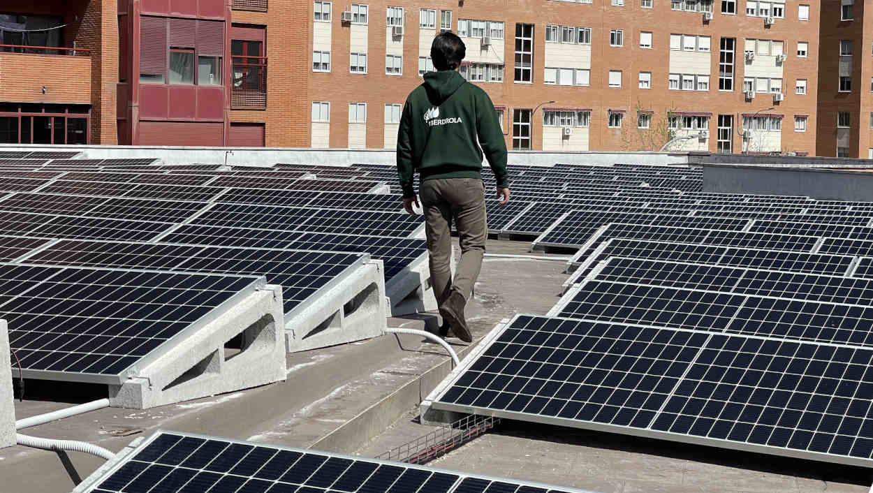 Iberdrola da acceso a 100.000 hogares al autoconsumo a través de sus Comunidades Solares