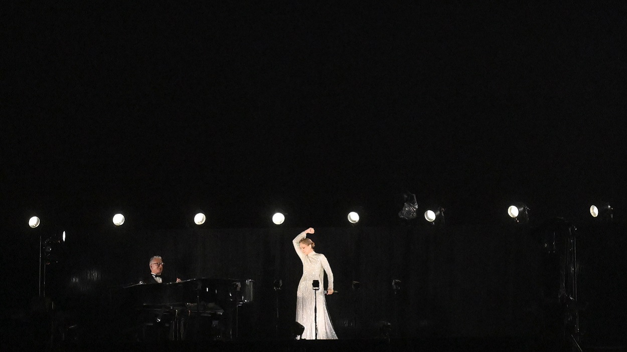 Céline Dion, durante su actuación en la inauguración de los JJOO de París. EP.