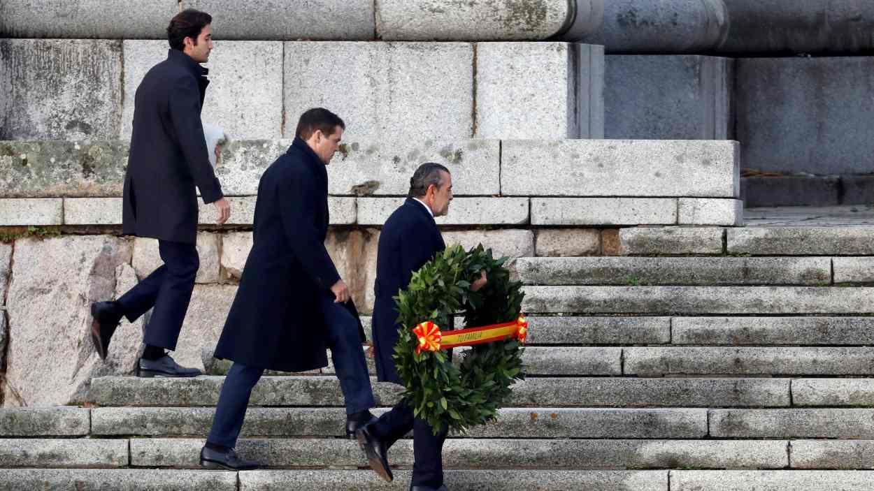 Dos bisnietos de Franco ganan casi 60 millones de euros por la venta de siete pisos de lujo. EP