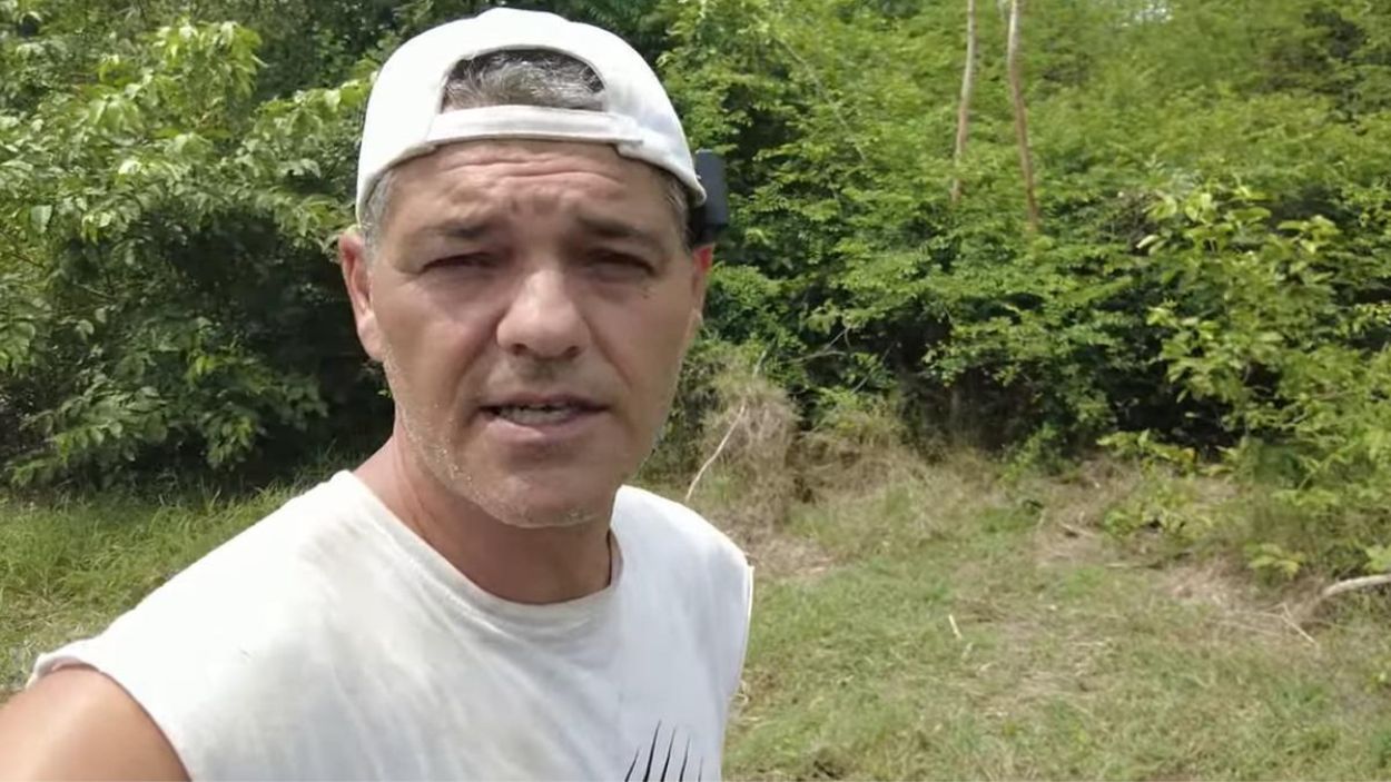  Frank Cuesta abandona Tailandia y el Santuario ante la posibilidad de ser encarcelado. Redes sociales