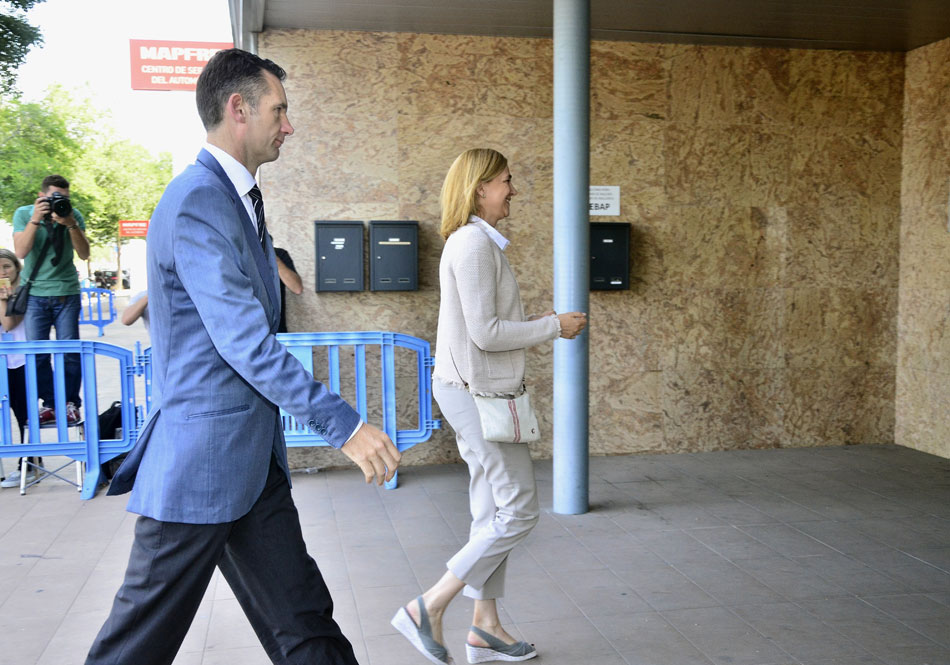 Iñaki Urdangarín y Cristina de Borbón a su llegada a los juzgados de Palma.