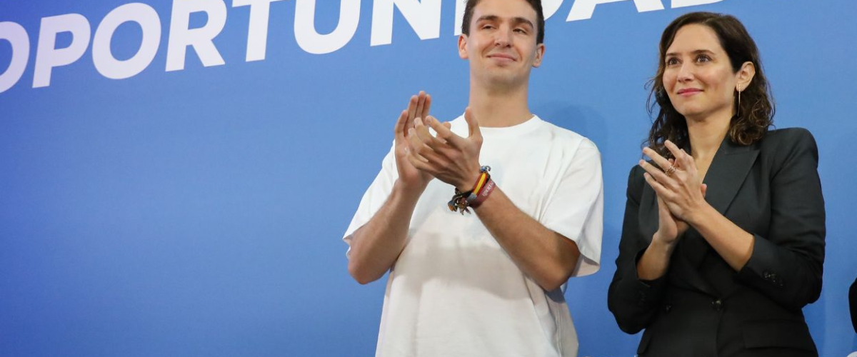 “Esta Charo nos levanta el dedito”