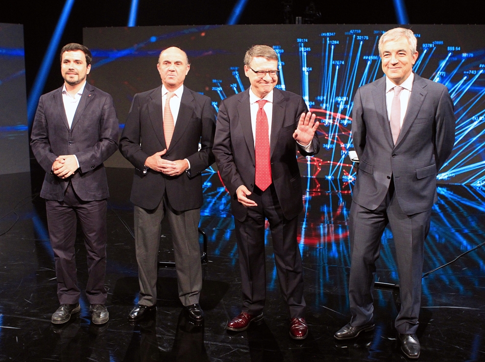 Los cuatro responsables de Economía antes del inicio del debate. 