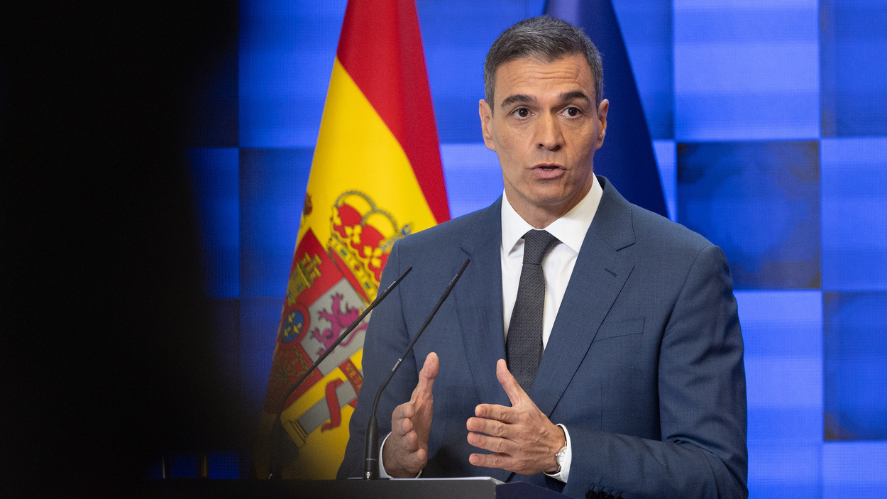 El PSOE, tajante: "El único efecto llamada es el de Feijóo a los votantes de Alvise". EP