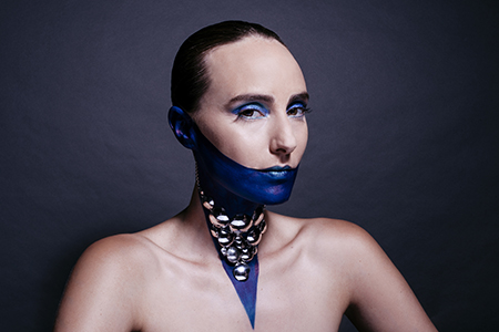 Emilia Lazo, Fotografía de Luis del Amo, Maquillaje de Laura Velilla, Joyas de La Sánchez Emilia Lazo, Fotografía de Luis del Amo, Maquillaje de Laura Velilla, Joyas de La Sánchez