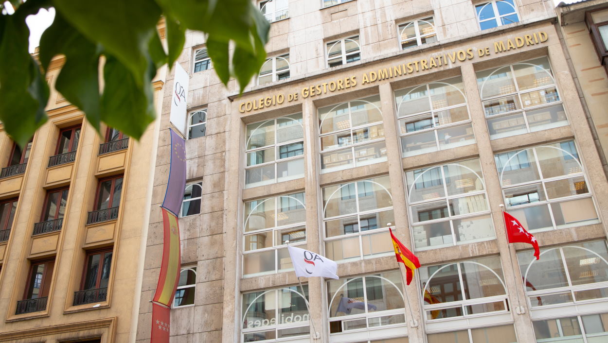 Fachada del edificio del Colegio de Gestores Administrativos de Madrid