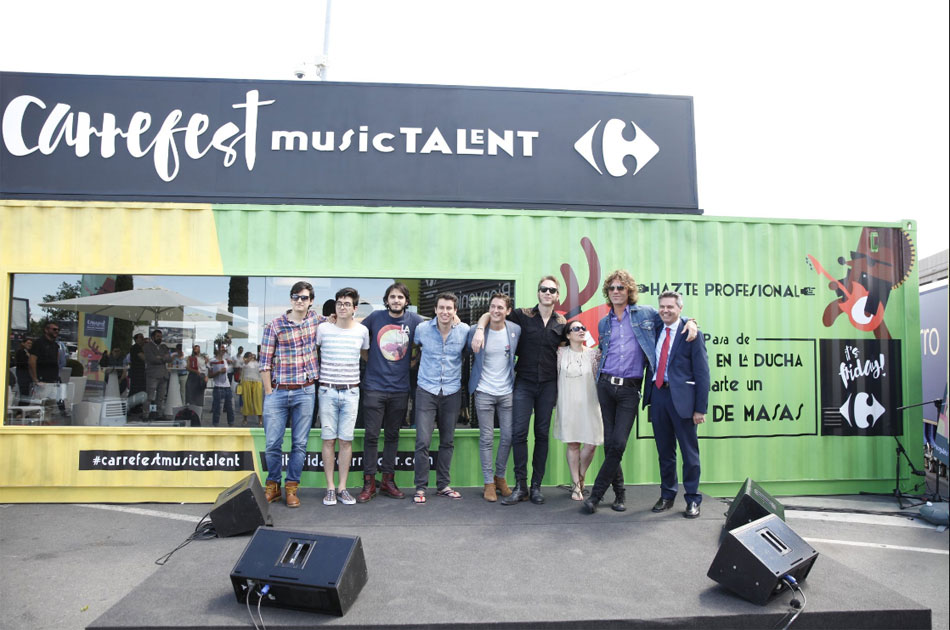 Acto de inauguración del 'Carrefour Music Truck'