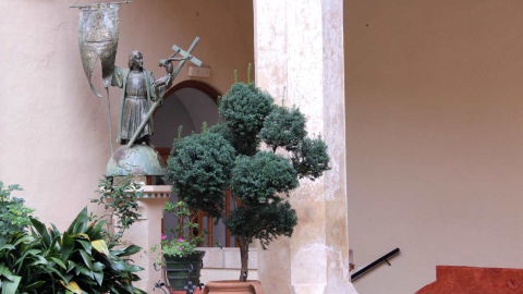 Estatua de Cristóbal Colón (Foto Turismo Junta de Extremadura)