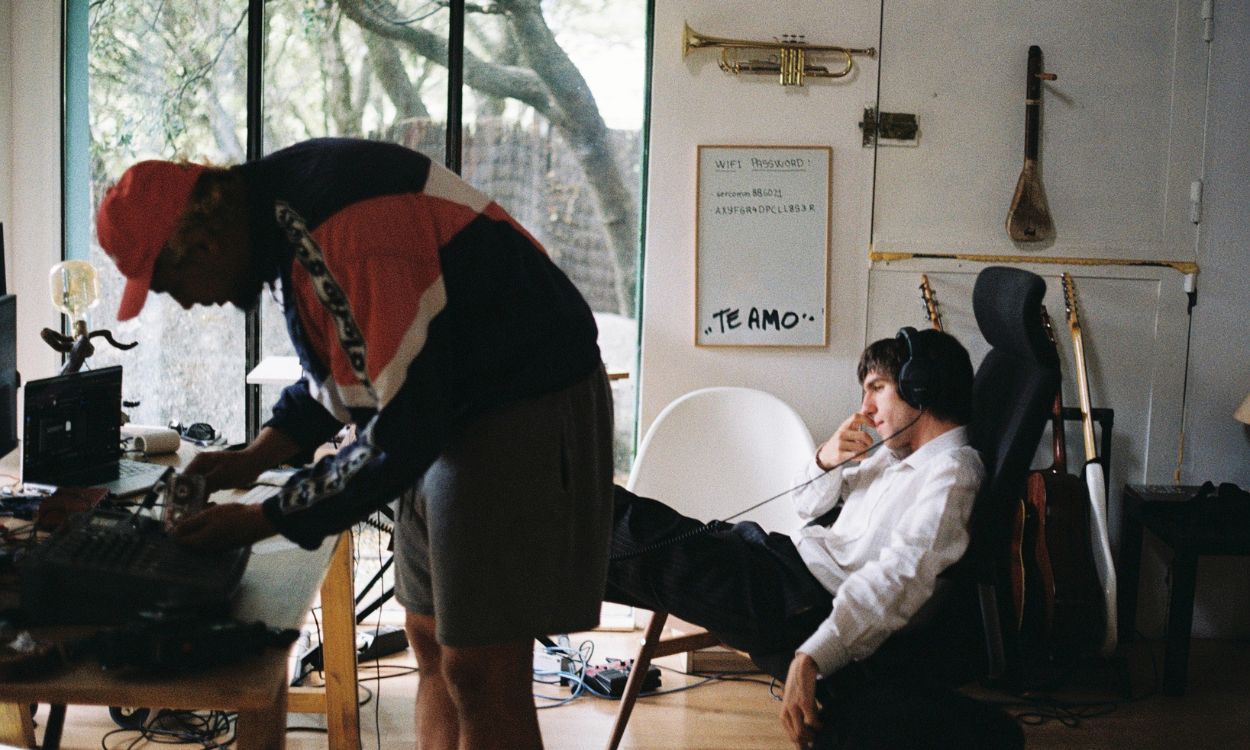 Roy Borland y Teo Planell en la sede de La Royale, en la sierra de Madrid. 