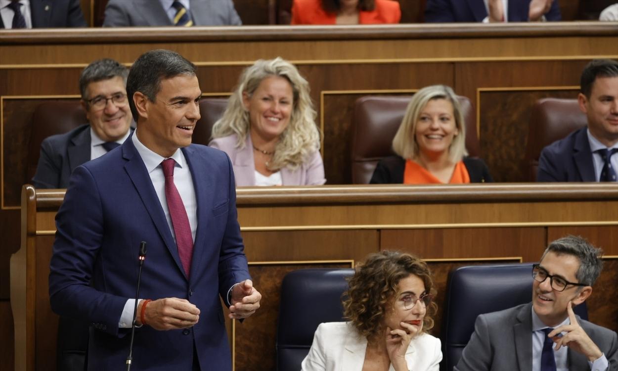 El presidente del Gobierno, Pedro Sánchez, interviene durante una sesión de control al Gobierno, en el Congreso de los Diputados, a 18 de septiembre de 2024, en Madrid (España). 