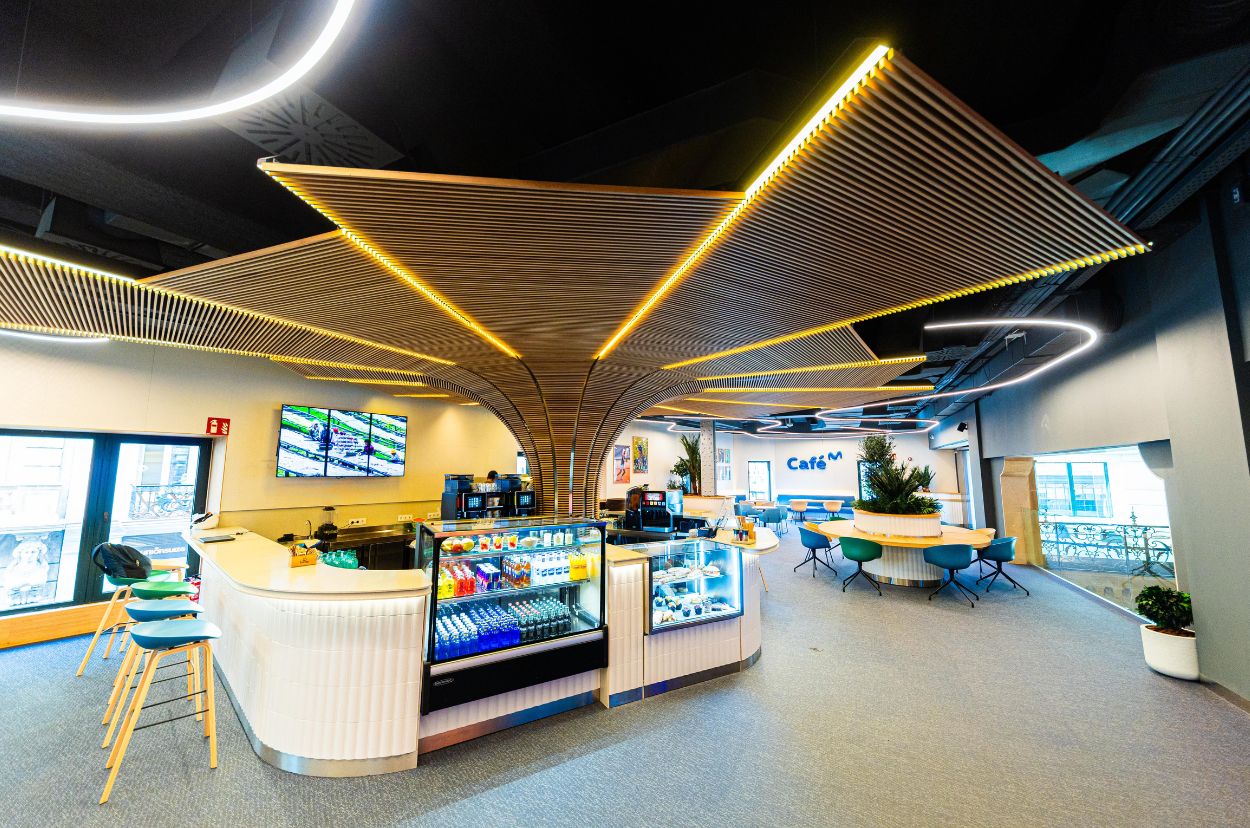 Así es el nuevo Espacio Movistar, que aúna tecnología y entretenimiento. (Foto: Telefónica)