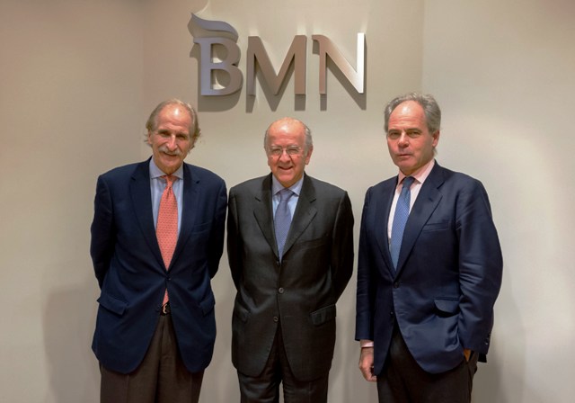 Carlos Egea, presidente de BMN, en el centro