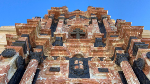 La Basílica de la Santa Cruz de Caravaca está hecha con mármoles de la zona (Foto: Turismo Región de Murcia)