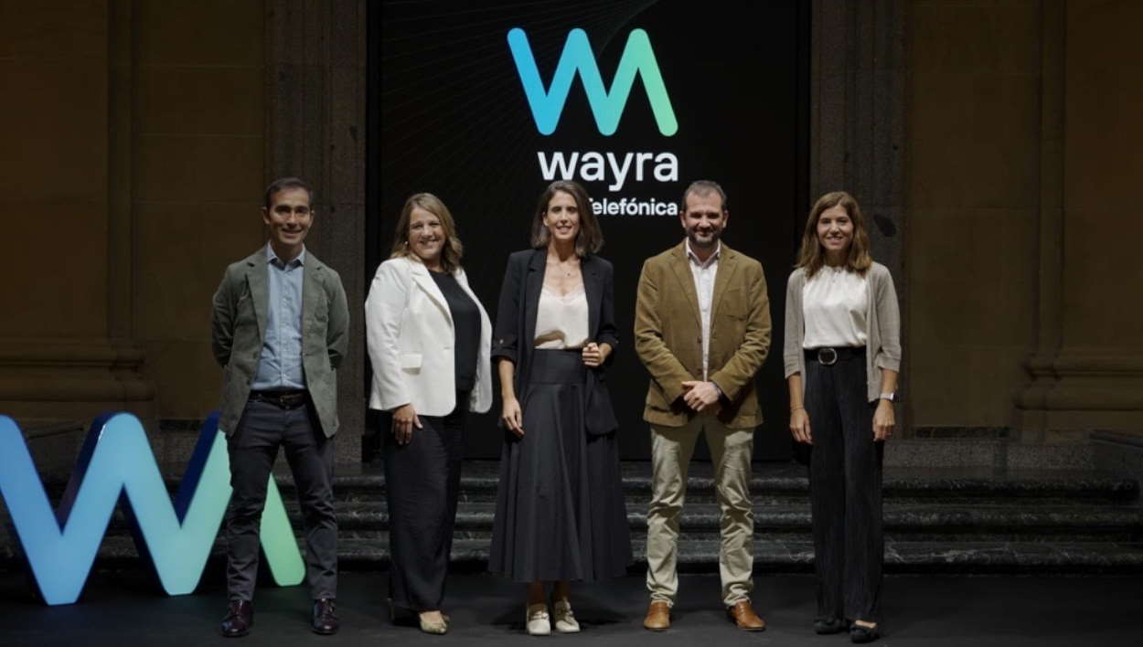 Pablo Moro  Managing director Wayra Ventures , Paloma Castellano  Directora Wayra España , Irene Gómez  CEO de Wayra , Andrés Saborido  COO Wayra  y Marta Antúnez  Directora de inversión de Wayra España 