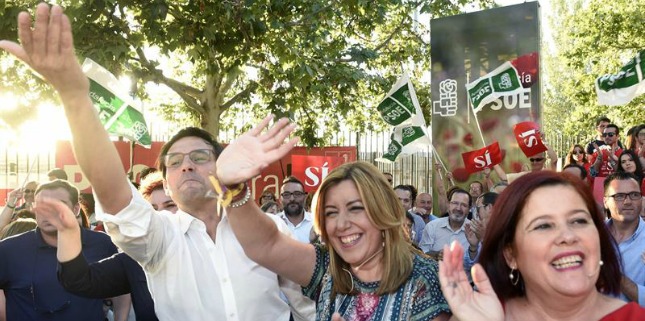 Susana Díaz y Franncisco Cuenca, Granada. EFE Susana Díaz y Franncisco Cuenca, Granada. EFE