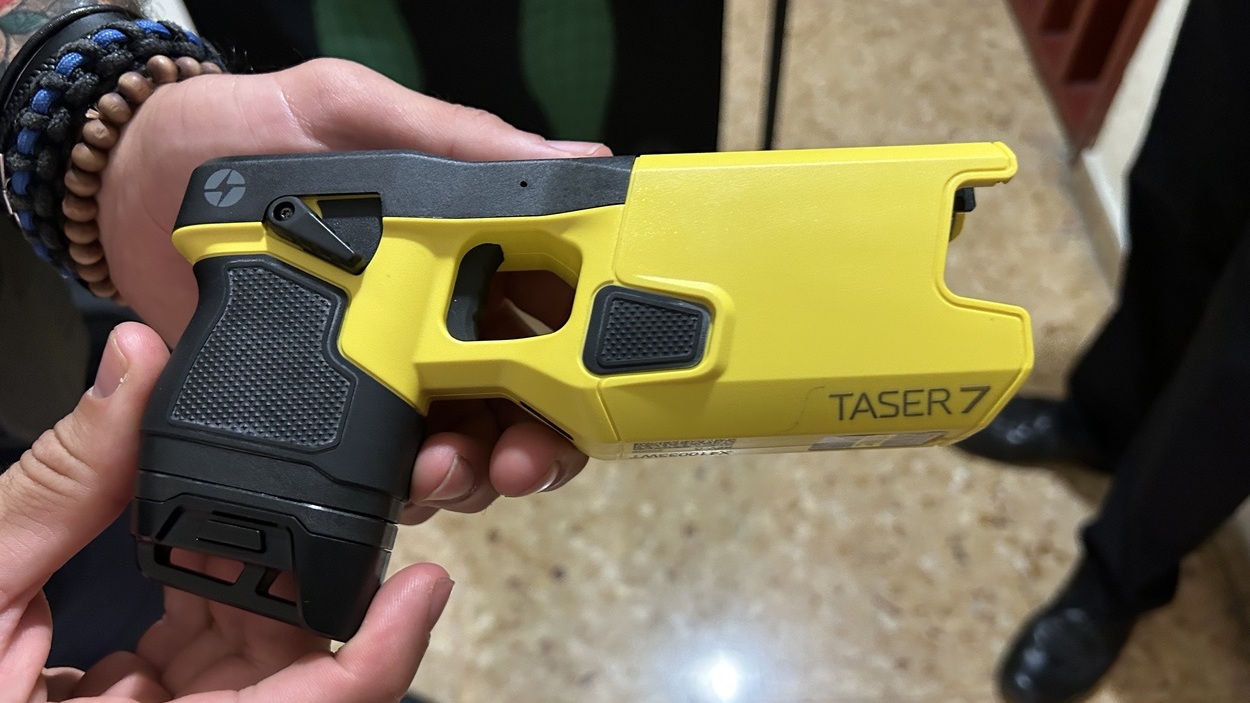 Imagen de archivo de una pistola táser. EP
