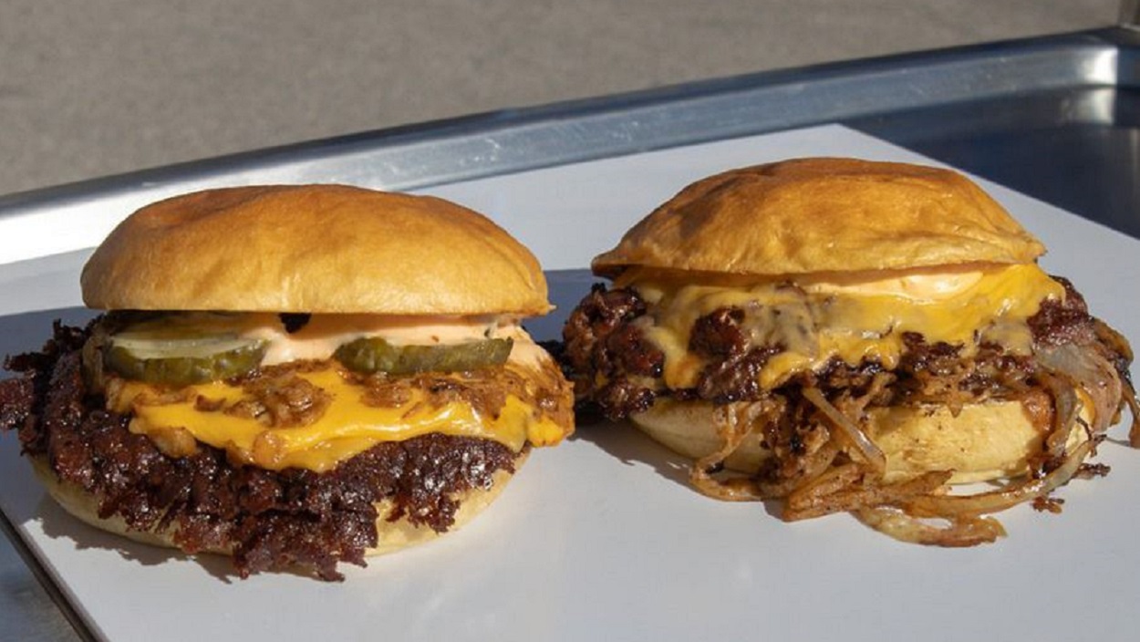 Marlons, Manteca y Boogie: las tres mejores smash burgers de Madrid, según el crítico Alberto de Luna