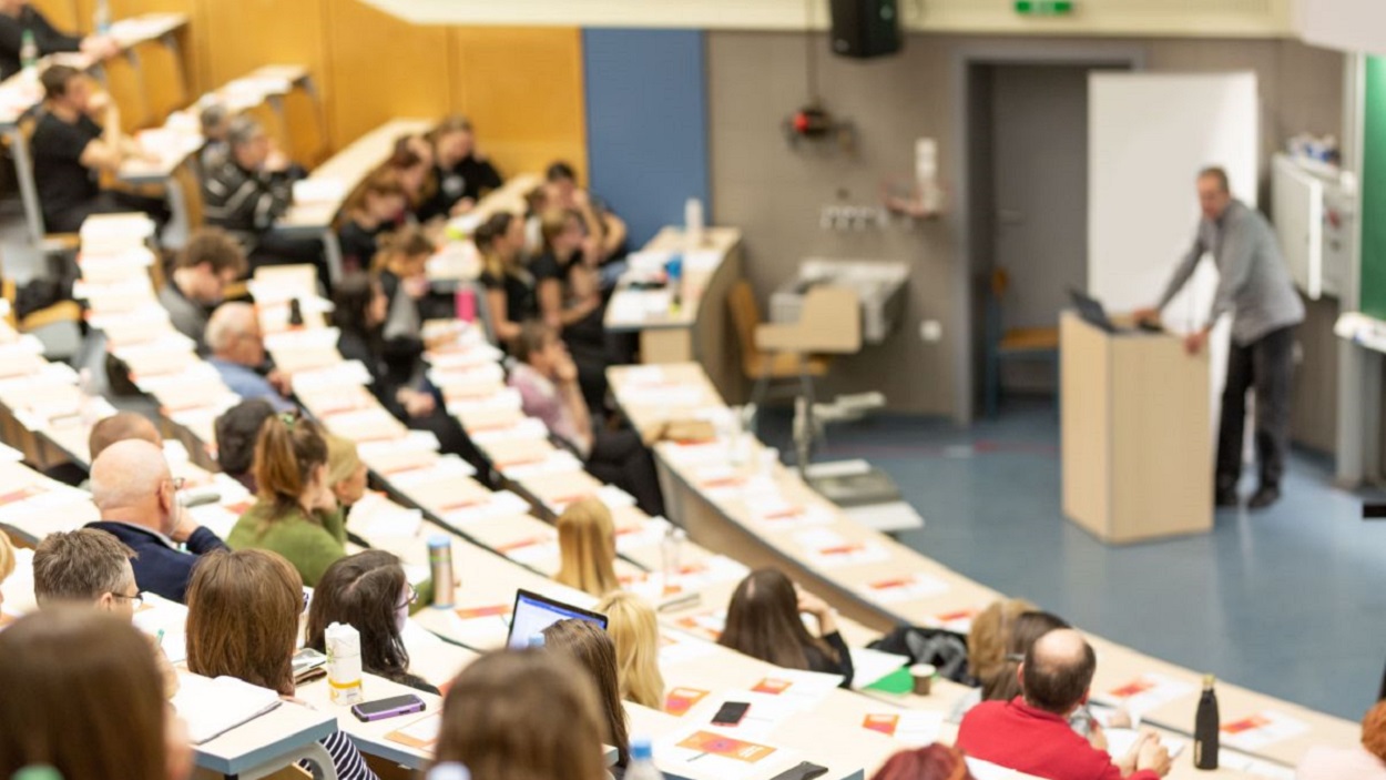 Universidades líderes formarán a 10.000 futuros médicos sobre el impacto climático en la salud y la atención sanitaria sostenible
