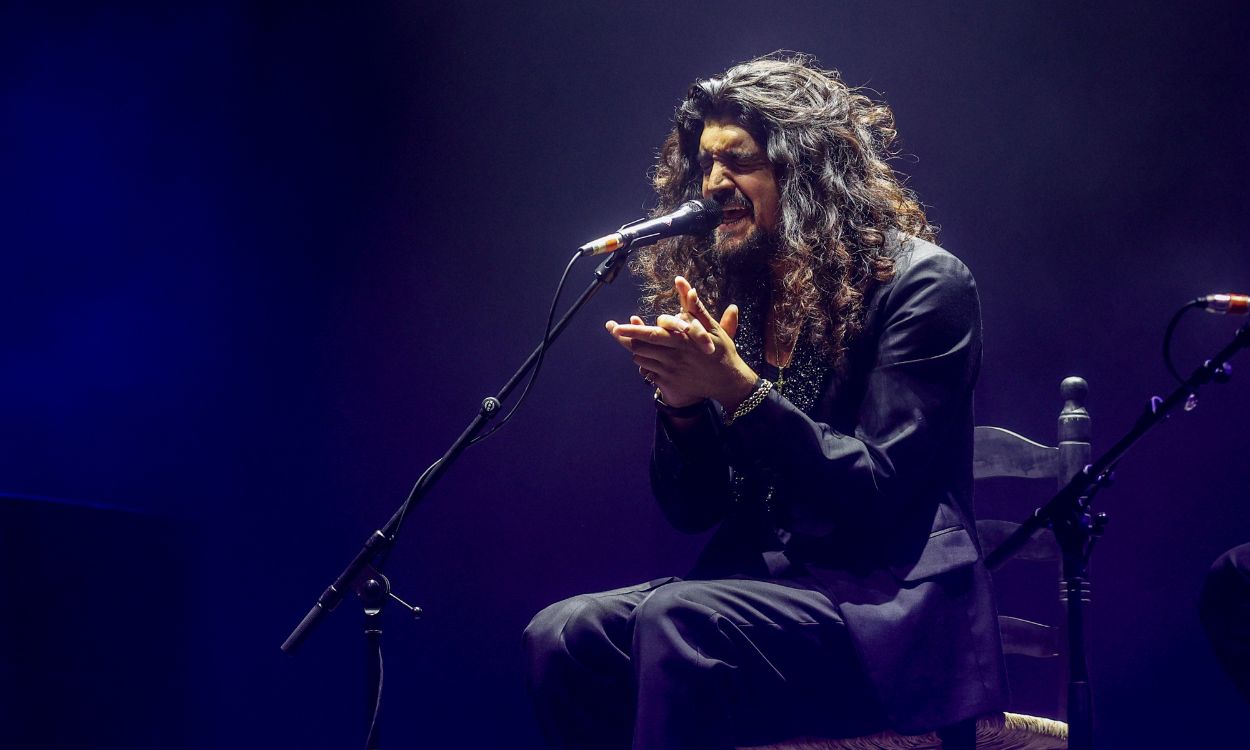 El cantaor Israel Fernández durante su actuación en las Noches del Botánico, a 19 de junio de 2024, en Madrid (España). EP