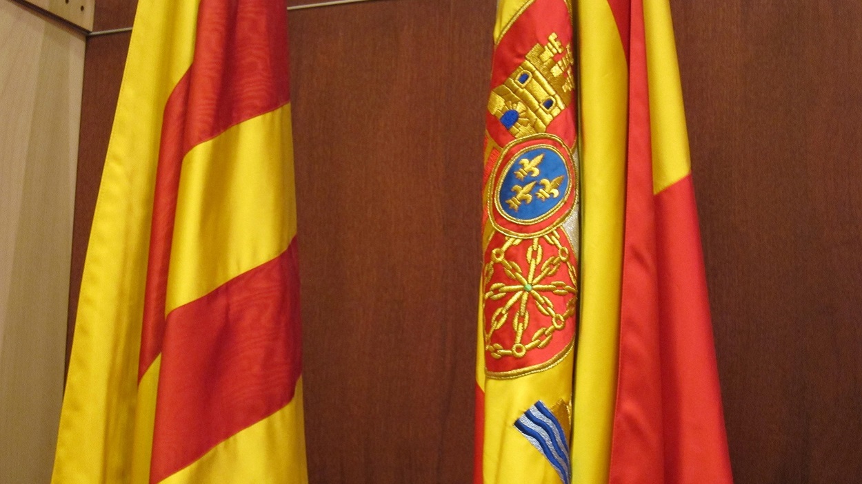 Banderas de España y Cataluña. EP.