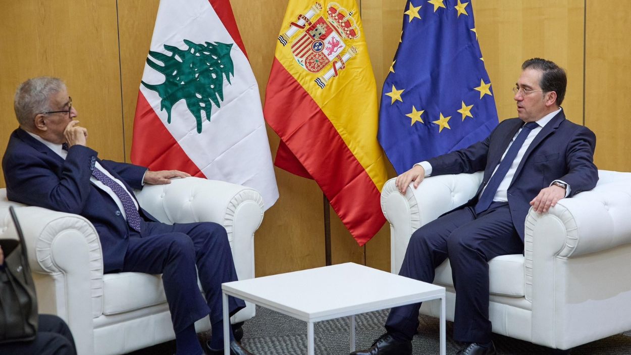 El ministro de Asuntos Exteriores, José Manuel Albares, se reúne con el ministro de Exteriores de Líbano en Abdallah Bou Habib. EP