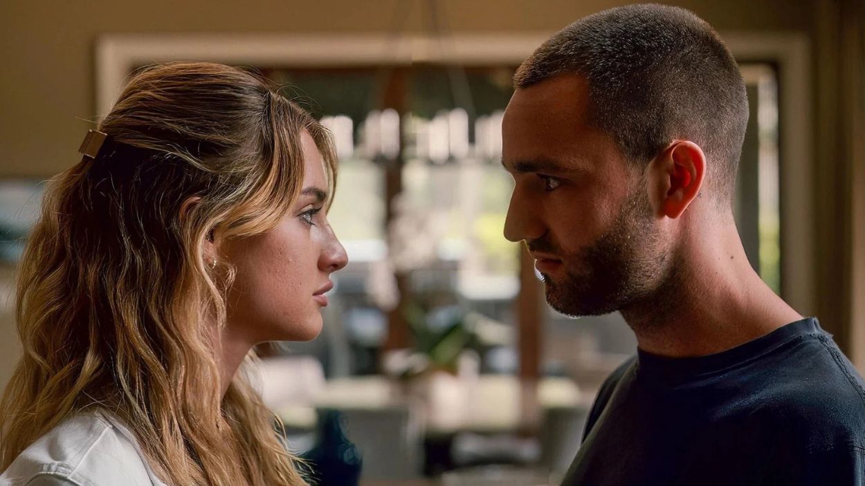 Fotograma de 'Tell me lies'. Disney+