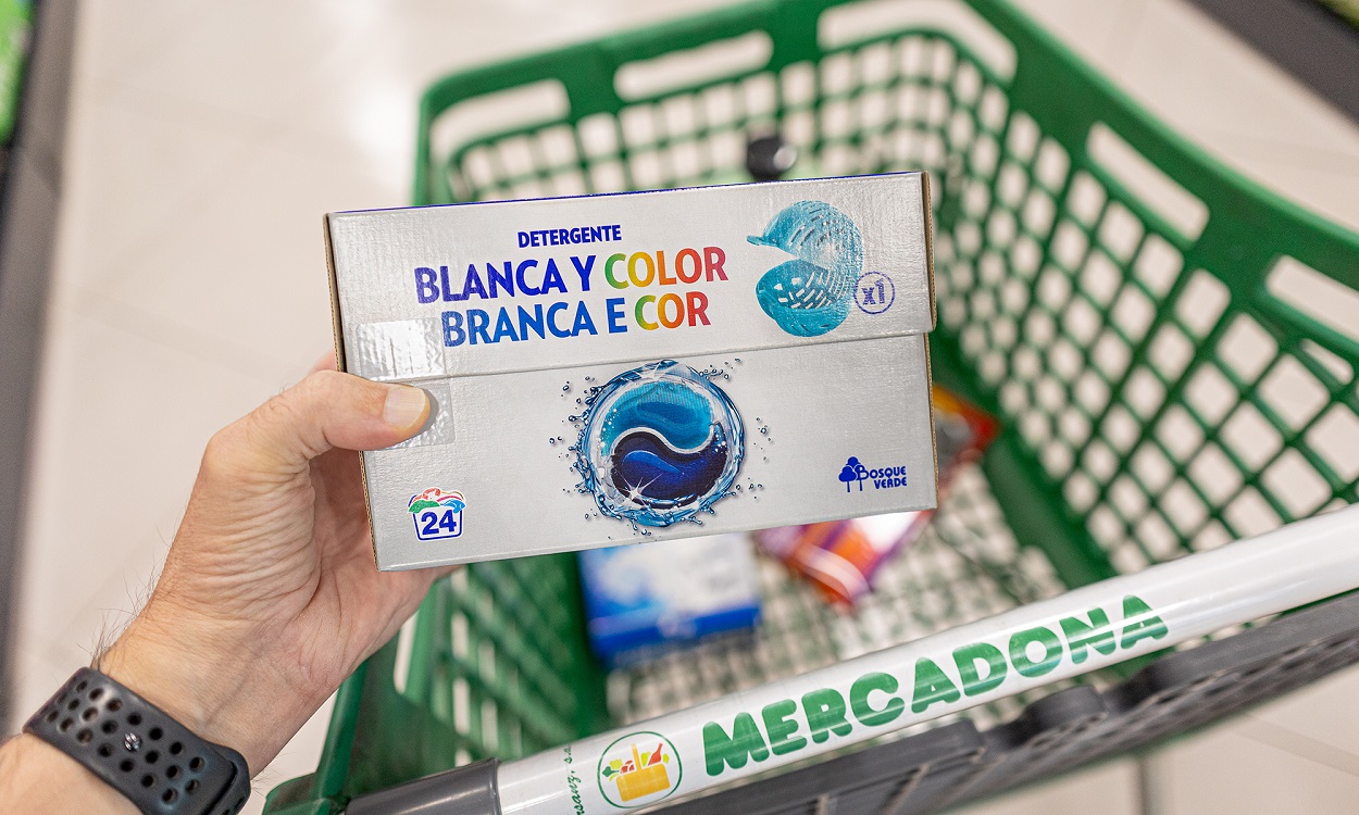 Mercadona innova al diseñar una bola dosificadora para su detergente en cápsulas