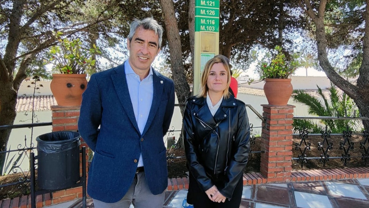 Víctor Navas e Isabel Ruiz. Grupo PSOE.