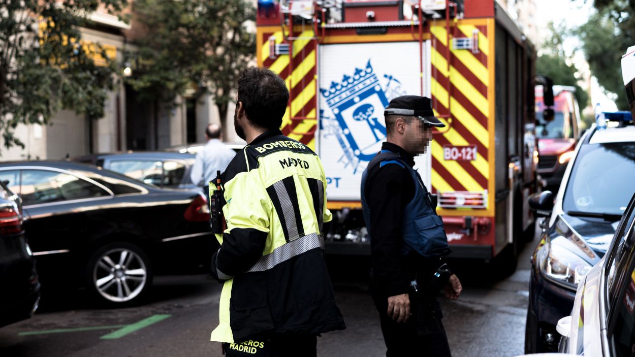 Agente de Bomberos de Madrid en una imagen de archivo. EP