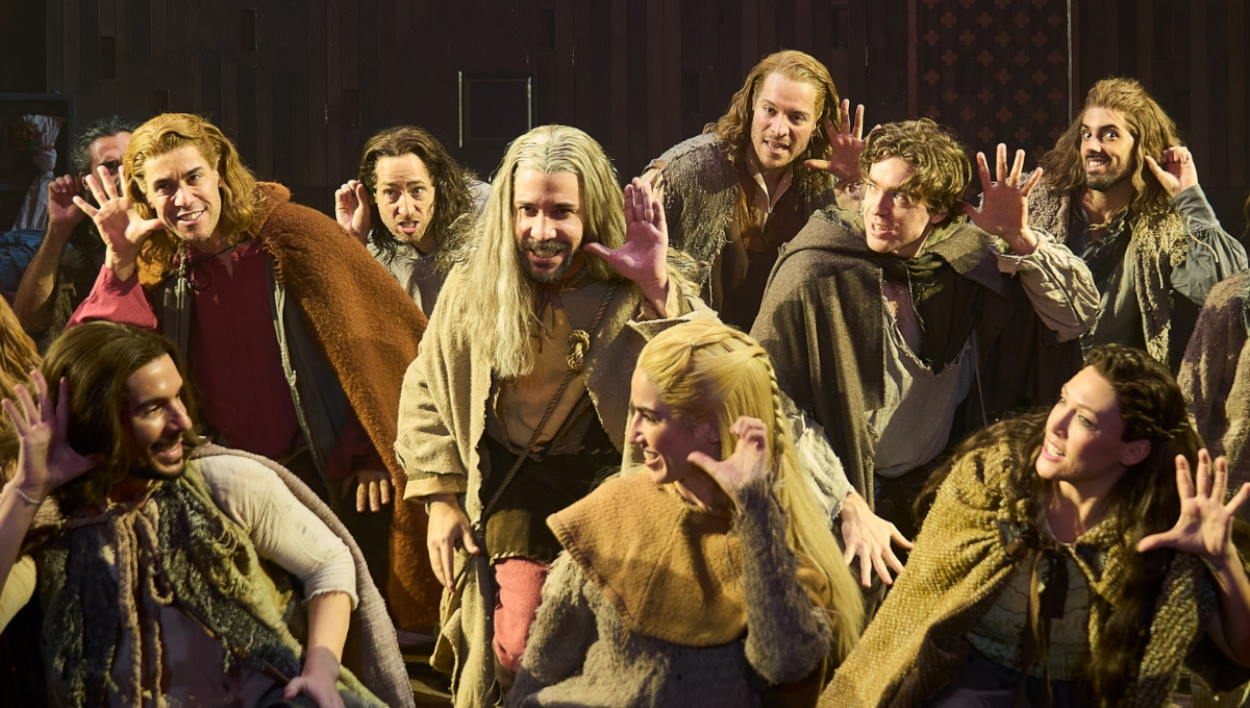 Una imagen del musical Los pilares de la tierra