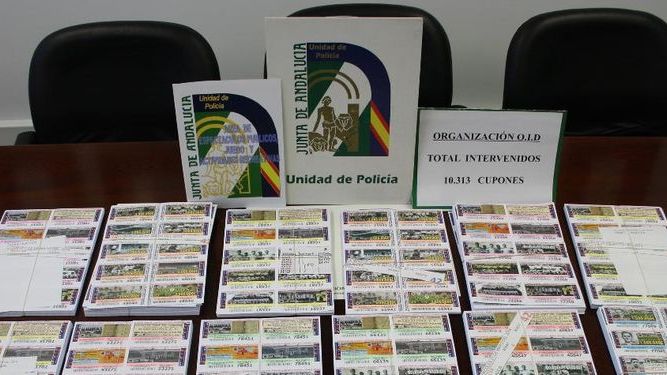 Cupones de la OID requisados en una operación de la Guardia Civil tras una de las denuncias contra la organización. Foto Guardia Civil
