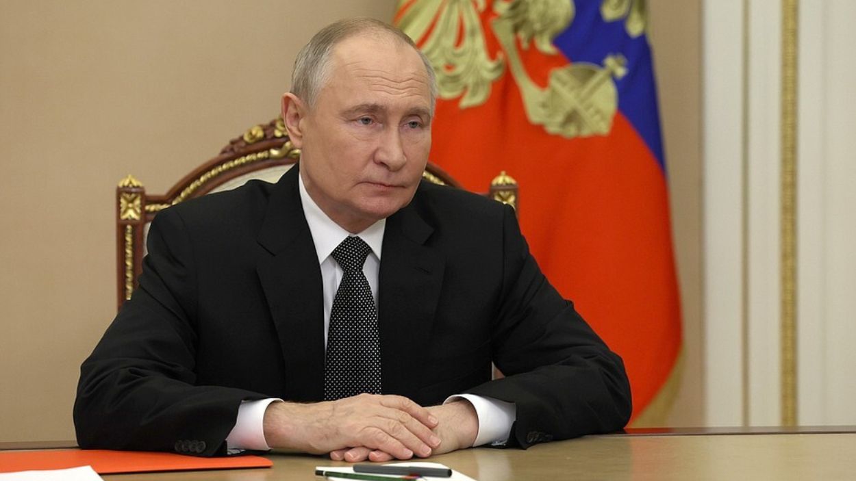 Vladimir Putin en conferencia con miembros de su Consejo de Seguridad. EP.