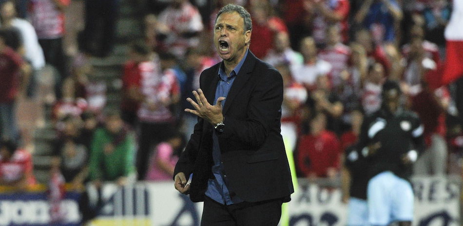 El entrenador Joaquín Caparrós.