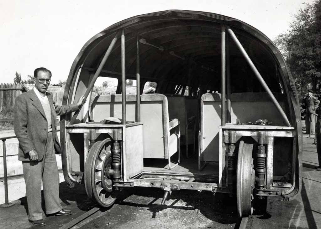 Alejandro  Goicoechea Omar inventó el Talgo (Tren Articulado Ligero Goicoechea-Oriol).