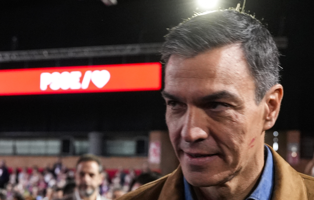 Pedro Sánchez es aclamado en el 41 Congreso Federal del PSOE, que hoy se clausura en Sevilla. JOAQUÍN CORCHERO EP