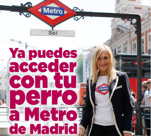 Cifuentes haciéndose autopropaganda... Eso sí, fuera del Metro, que dentro hay 'otra realidad'