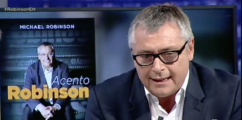 Michael Robinson en una entrevista en Antena 3. 