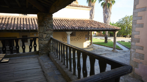 La localidad destaca también por la arquitectura tradicional de sus casas_Diputación provincial de Cáceres