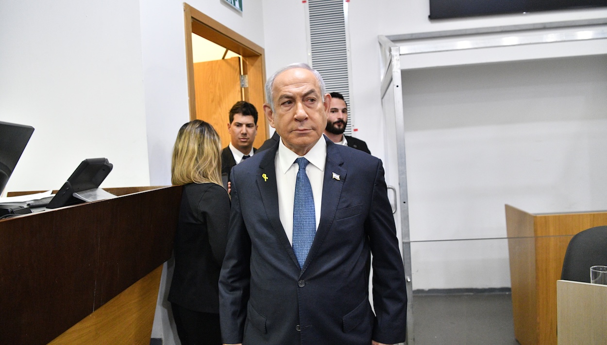 Netanyahu amenaza con retomar la guerra. EP