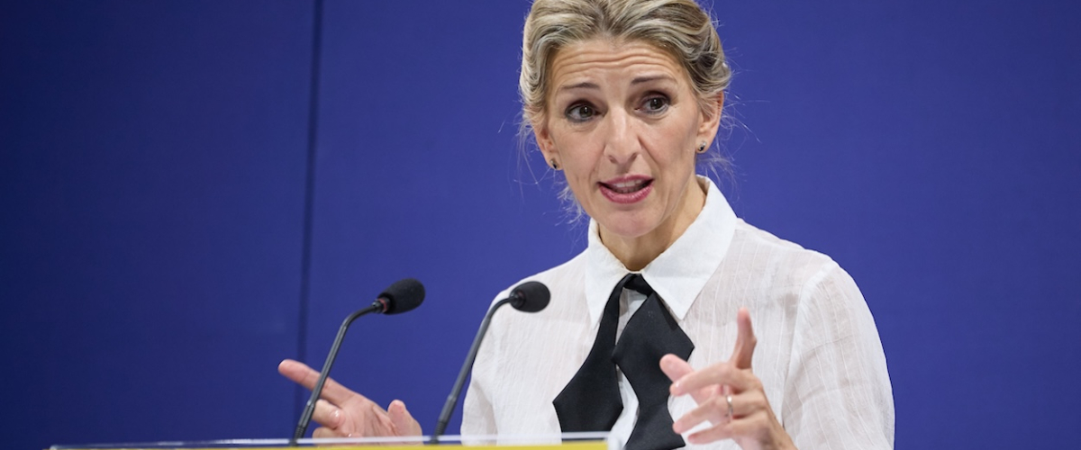Sumar reclama la dimisión de Tellado por sus palabras sobre la "fosa común" del Gobierno