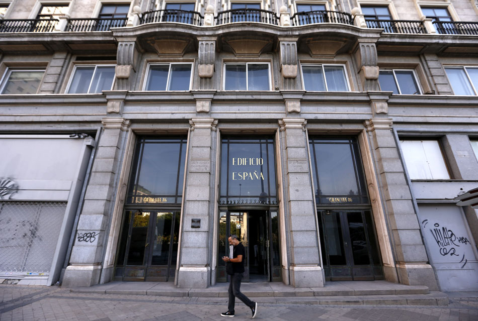 El empresario Trinitario Casanova comprará el Edificio España
