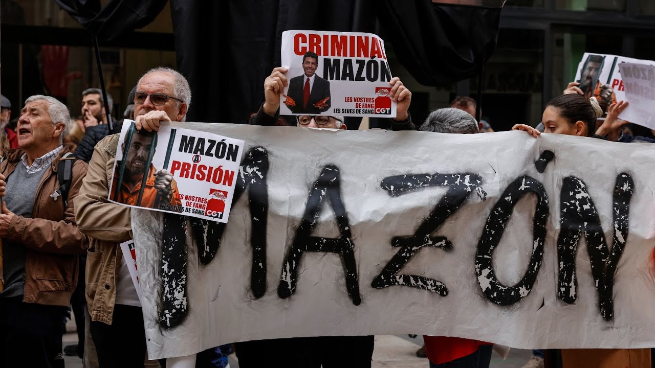 Manifestación contra Mazón