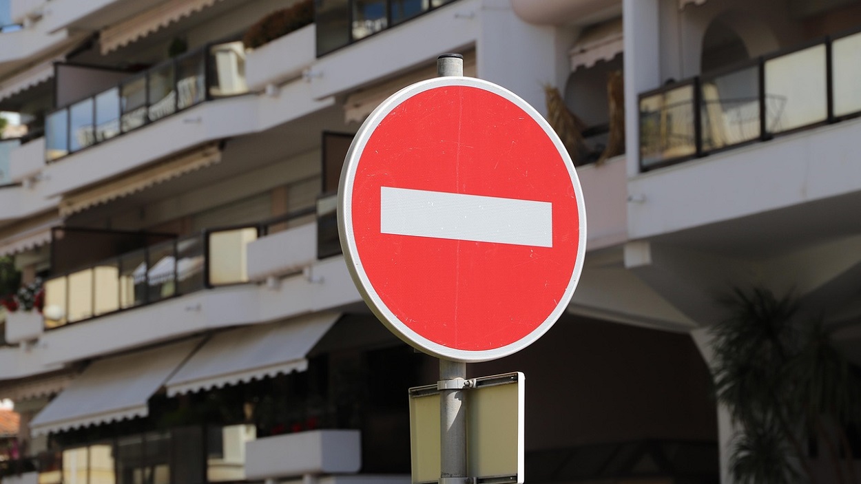 Imagen de recurso de una señal de prohibido. Pixabay/Archivo.
