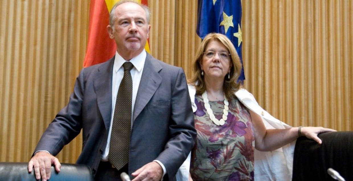 Elvira Rodríguez y Rodrigo Rato posando Elvira Rodríguez y Rodrigo Rato posando